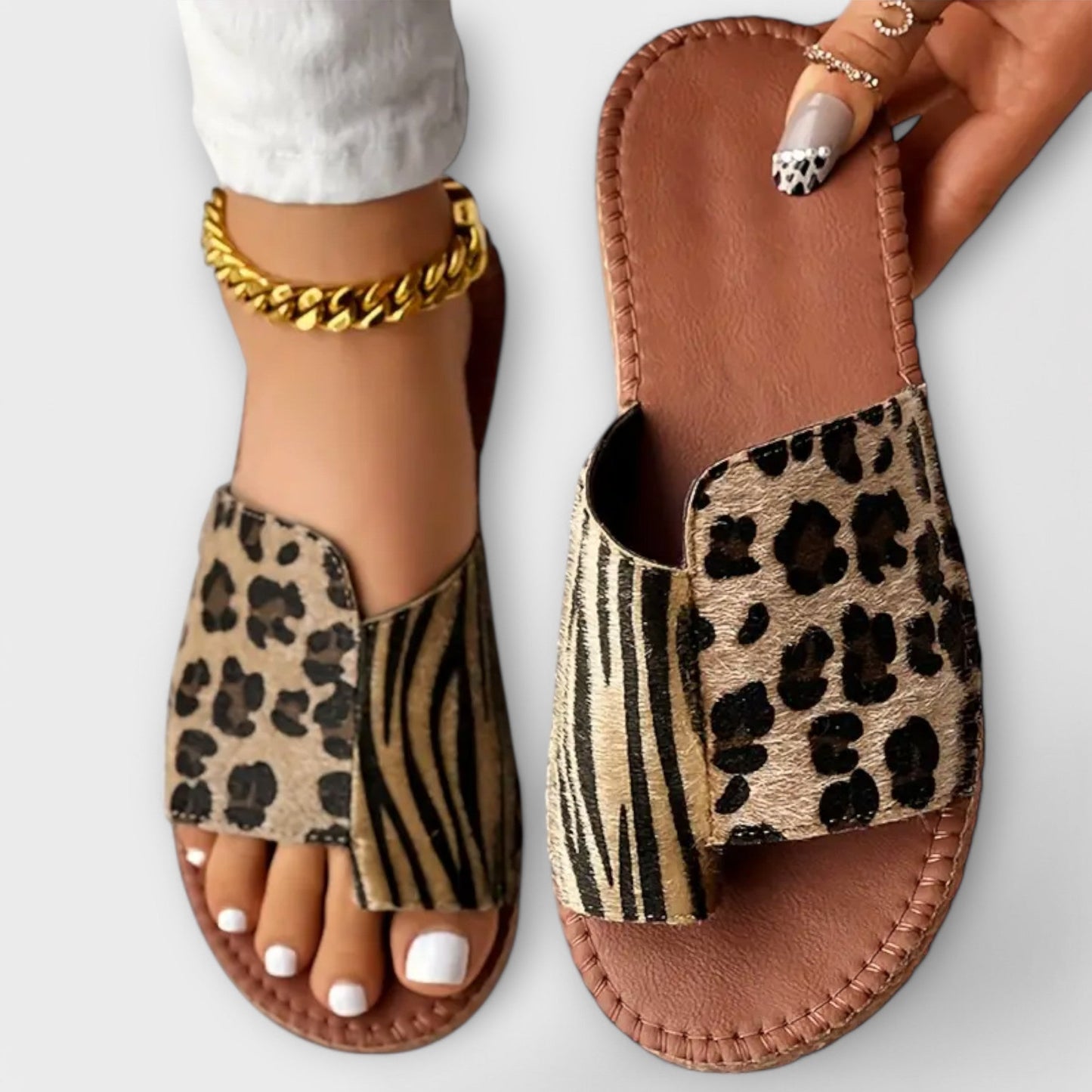 Lyan Stilfulde Bicolor Sko med Leopardprint