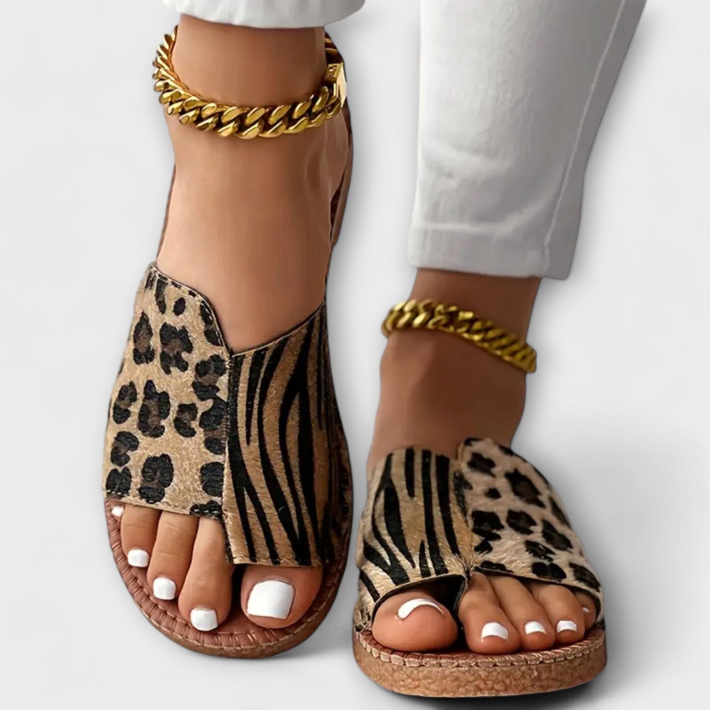 Lyan Stilfulde Bicolor Sko med Leopardprint