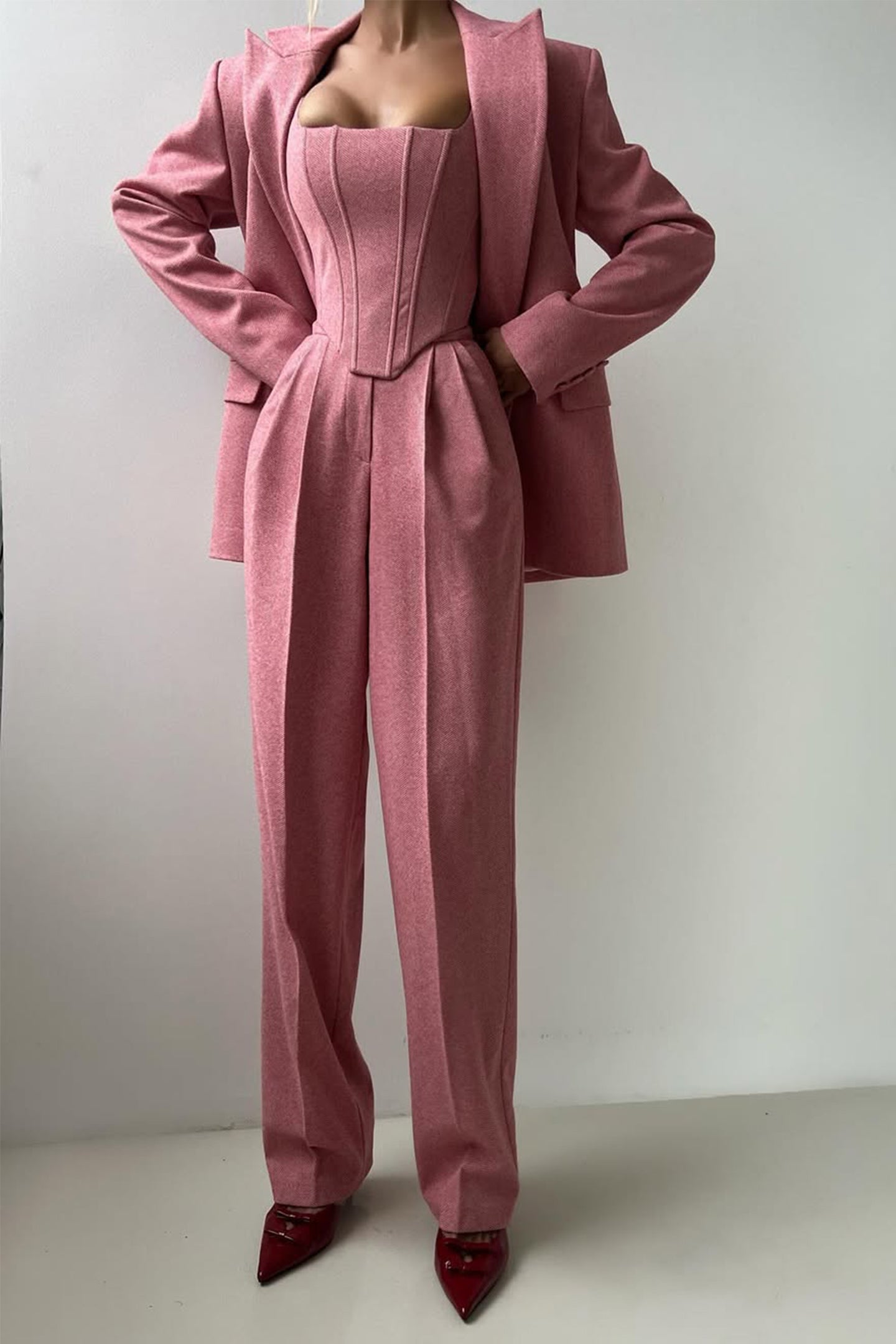Grace  Tre-delt sæt med dobbeltknappet blazer